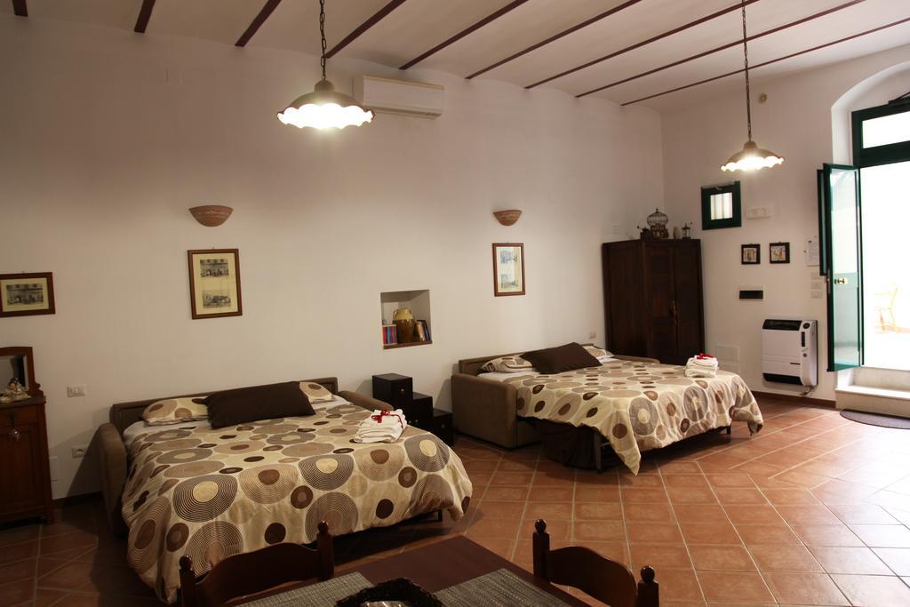 In Centro Holiday Home Matera Exterior photo